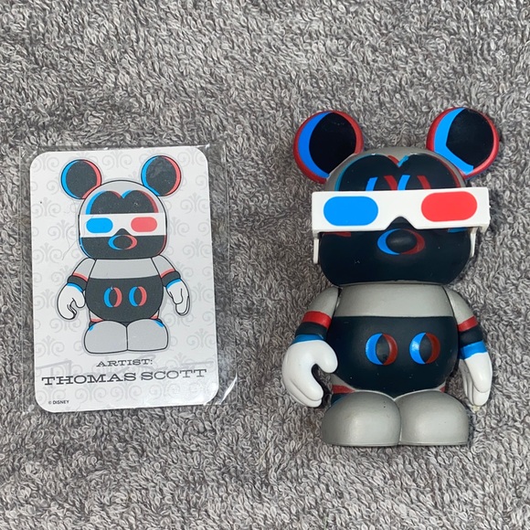 Other - 🌵 Retired Rare Chaser Disney Vinylmation 3D Mickey from the "Urban 5" series!